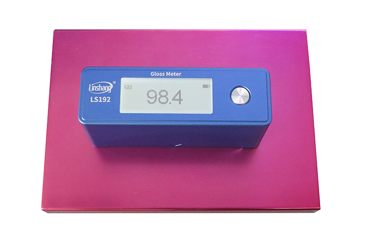 LS192測量金屬光澤度